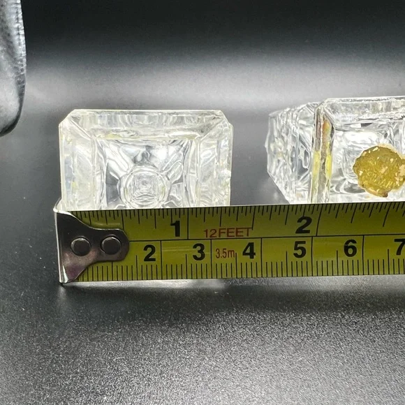 Vintage cut glass salt and pepper shaker set - Picture 3 of 7